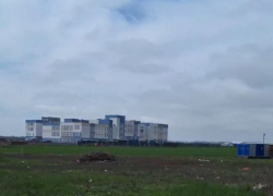 Школа есть — дороги нет: таганрожцы возмущены отсутствием нормальной дороги на улице Галицкого