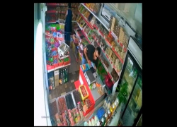 В Таганроге среди бела дня ограбили магазин