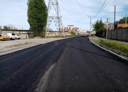 Власти отчитываются о ремонте дорог, а жители обращаются с претензиями