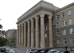 Таганрогские выпускники вузов и колледжей вошли в топ-10 по уровню заработка