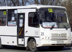 Билеты дорожают, автобусы не ходят, пассажиры мёрзнут: таганрожцы жалутся на маршрут 911