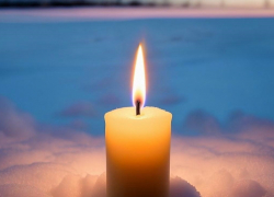 Упала и замерзла насмерть: жители Таганрога сообщают о смерти «бабки-мегафона»