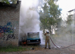 Вчера в дачном товариществе Таганрога сгорел «Опель»