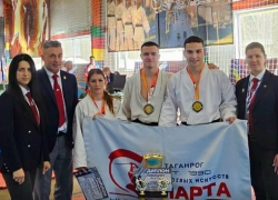 Таганрожцы подтвердили статус чемпионов мира: две золотые медали и кубок мужества