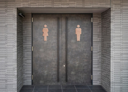 Общественные туалеты, похоже, все-таки появятся в Таганроге 