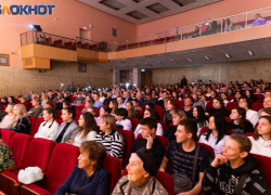 Таганрог готовится к празднованию Дня матери: какие мероприятия подготовили в городе