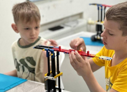  «Собрать робота, написать код, спроектировать город: Где в Таганроге дети учатся менять мир»