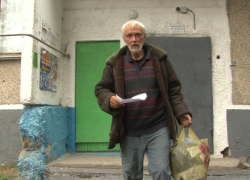 Пенсионер из Таганрога продал квартиру и отдал деньги телефонным мошенникам