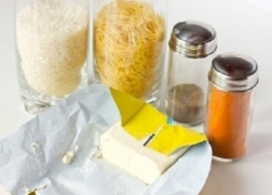 В Таганроге средние цены на баранину, сливочное масло, рис и вермишель оказались самыми высокими в Ростовской области