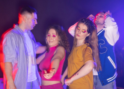 Минпросвещения предлагает вернуть школьные дискотеки, чтобы повысить демографию