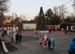 Новый год все ближе: в Таганроге состоялось открытие главной городской ёлки 