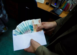 В Таганроге доцент кафедры университета вымогал взятку