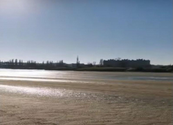 Вода уйдёт и замёрзнет: из-за сильного ветра Таганрог может остаться без воды