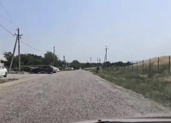 Впервые за пять лет отсыпали: в СНТ "Металлург-1" появляются очертания нормальной дороги