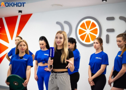 «Можно нам минуту покороче?», - запыхавшись, умоляли конкурсантки «Мисс Блокнот Таганрог»