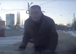 В Таганроге проводят проверку по факту конфликта водителей