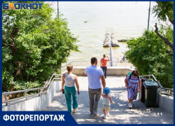 «Приморский» пляж открыли для посещений: как он встречает жителей и гостей города 