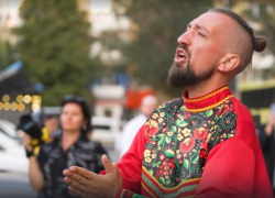 Таганрожец Иван Анлим снялся в известной развлекательной передаче "Четыре свадьбы"