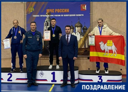 Пожарный из Таганрога стал победителем Всероссийского Чемпионата МЧС по гиревому спорту 