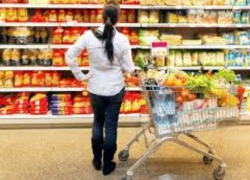 Жителям Ростовской области предлагают тратить на продукты и услуги 8843 рубля в месяц