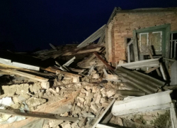 Мужчина на почве ревности к супруге решил подорвать дом недалеко от Таганрога