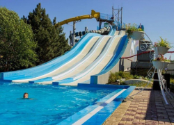 С аквапарком «Лазурный» всегда лето!