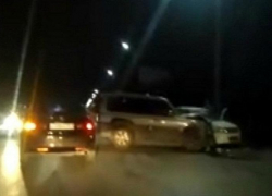В Таганроге иномарка спровоцировала аварию, есть пострадавшие