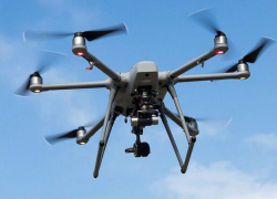 Первый учебник по дронам выпустили для учеников старших классов