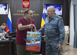 Ещё один таксист Таганрога проявил бдительность, и пенсионерка сохранила деньги