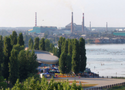 В долгах, как  в шелках, любимый Таганрог