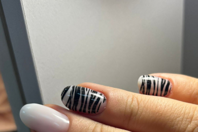 Маникюр и педикюр в "Центре красоты Алиевой" - 