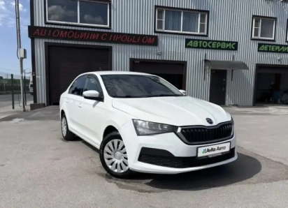 Товар дня: Skoda Rapid со скидкой 50 000 руб