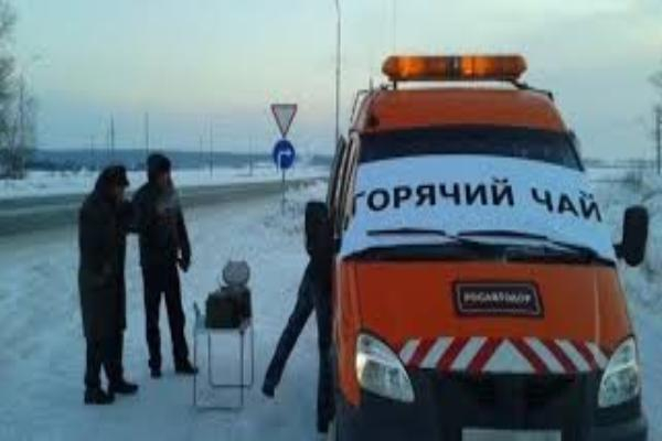На трассах Ростовской области работают спасатели