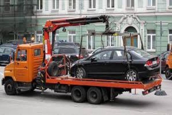 Таганрогская штрафстоянка разыскивает хозяев 53 автомобилей