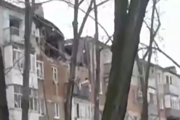 Жители пострадавшего дома винят во взрыве нерадивых жильцов квартиры