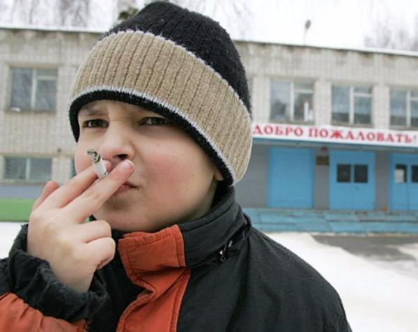 В Таганроге у школьников вместо перемен перекуры