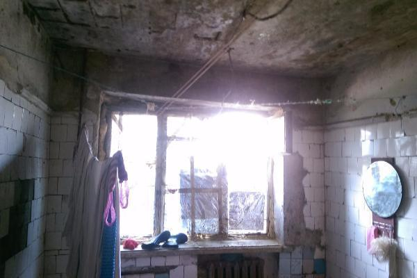 Жители гостинок в Таганроге пытаются выбить у властей ремонт квартир