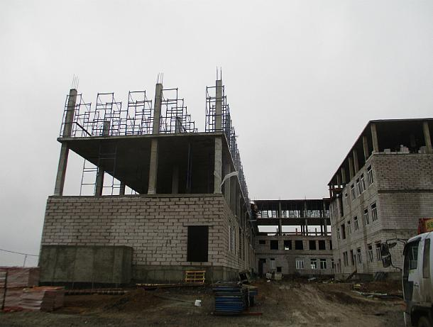 Строительство школы на Галицкого в Таганроге продолжается