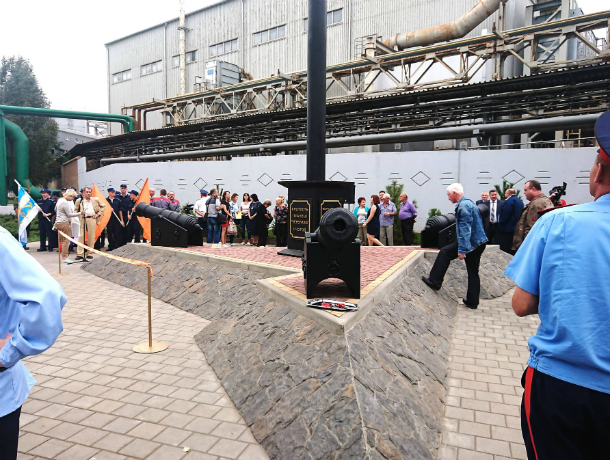 Сегодня в Таганроге торжественно открыт памятный знак «Крепость Черепаха».