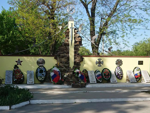 В Таганроге к «Черному тюльпану» 9 мая возложат цветы
