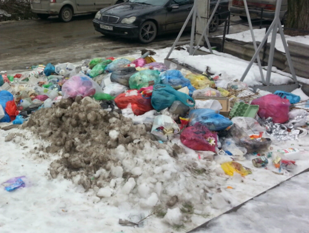«Экотранс» посоветовал таганрожцам забрать мусор обратно домой