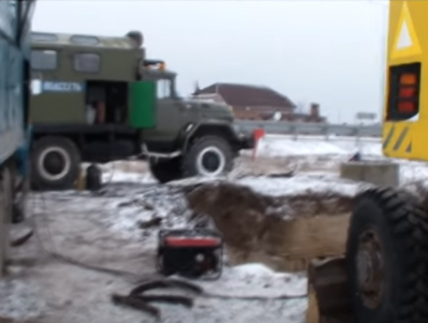 Водоканал Таганрог устранил крупную коммунальную аварию на Донводе