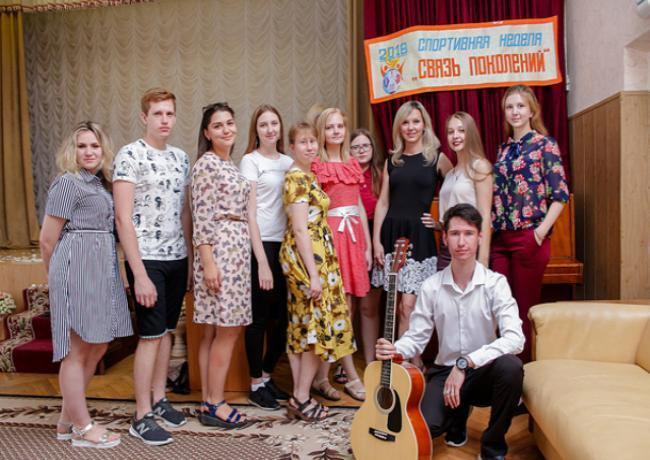 Студенты Таганрога поддержали спортивный праздник  «Связь поколений»