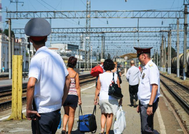 Две ж/д станции под Таганрогом нарушили правила пожарной безопасности