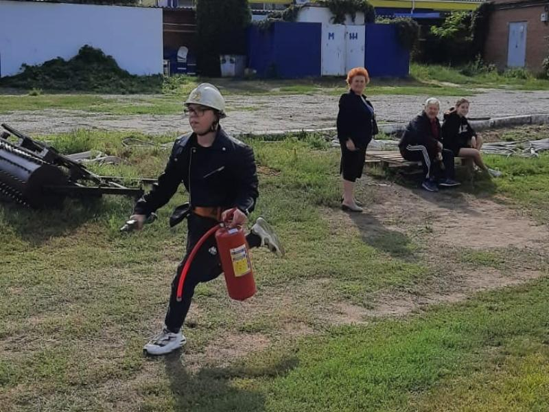 В Таганроге прошли соревнования по пожарно-спасательному спорту