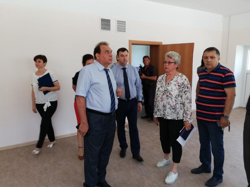 Председатель контрольно-счетной палаты Ростовской области посмотрел, как в Таганроге потратили бюджетные деньги
