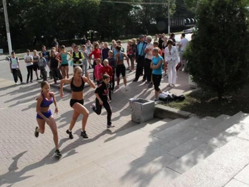 Таганрогские бегуны станут причиной ограниченного движения в центре города