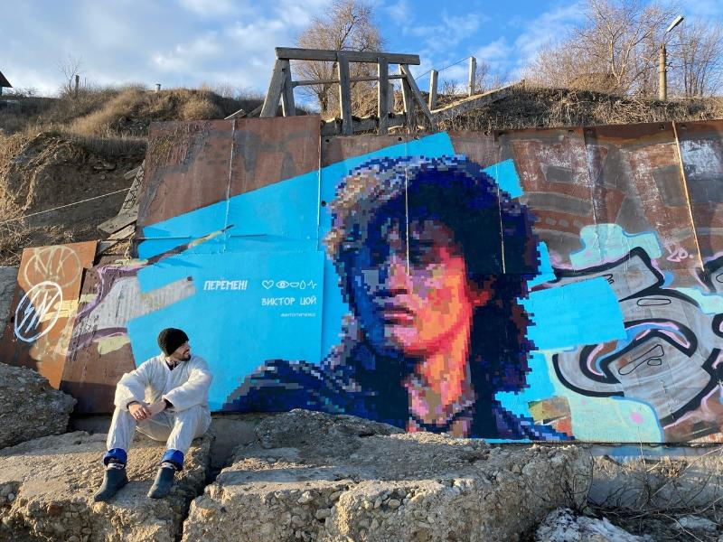«Стена Цоя» появилась в Таганроге благодаря Антону Тимченко