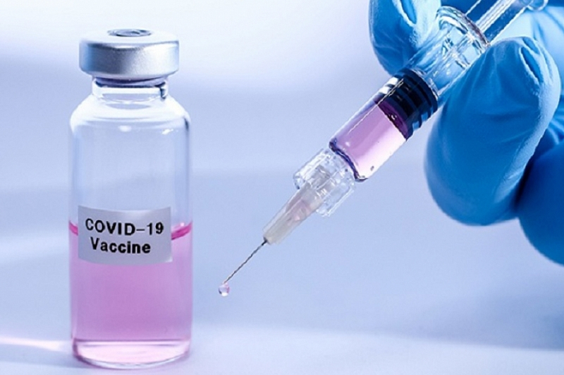Люди старше 60 могут участвовать в испытании вакцины от COVID-19