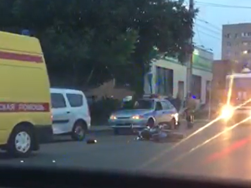 В Таганроге мотоциклист попал под колеса авто, а потом в реанимацию